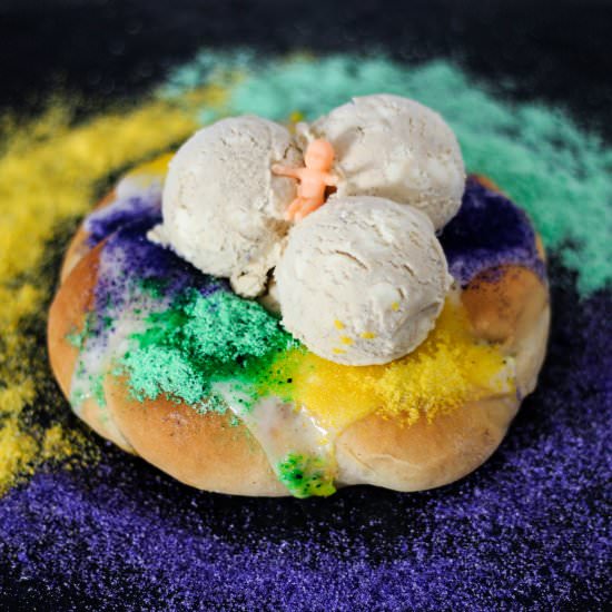 King Cake A La Mode