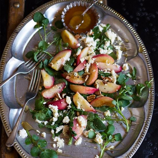 Peach, Feta & Pecan Salad