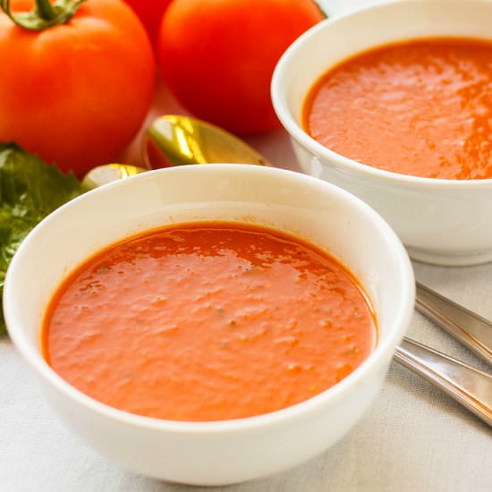 Roasted Tomato and Garlic Soup