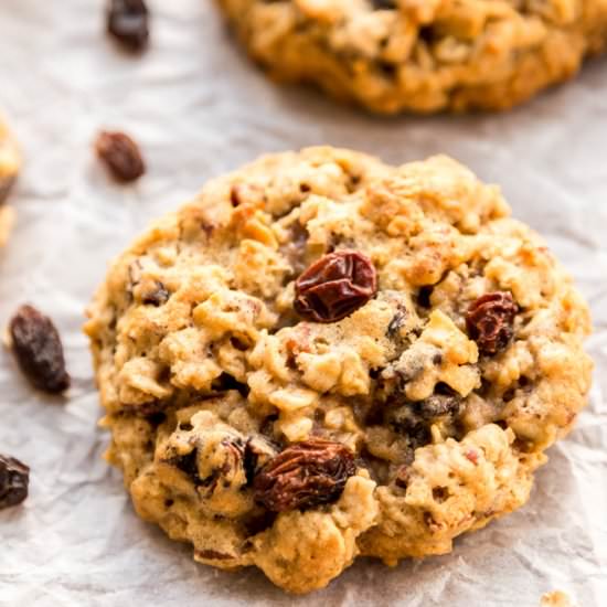 Oatmeal Raisin Cookies