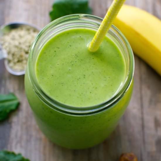 Creamy Green Hemp Seed Smoothie