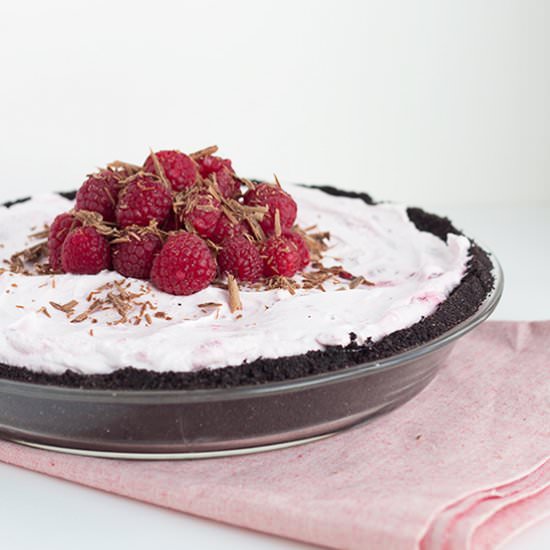 Easy Raspberry Cream Pie