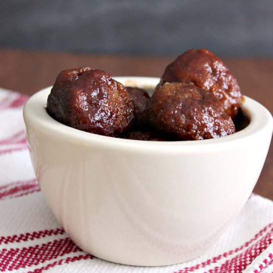 Slow Cooker Sriracha Meatballs