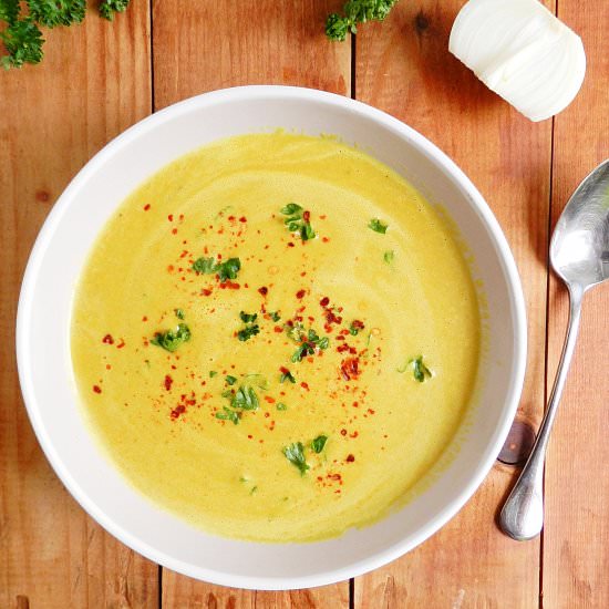 Spanish onion and almond soup