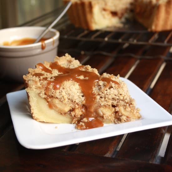 Salted Caramel Apple Crumble Pie