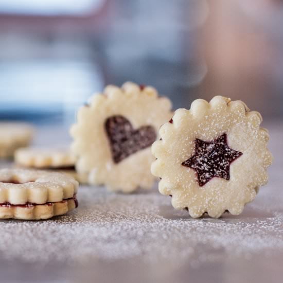 Linzer Cookies