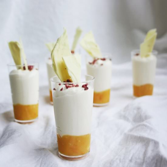 mini mousse cups
