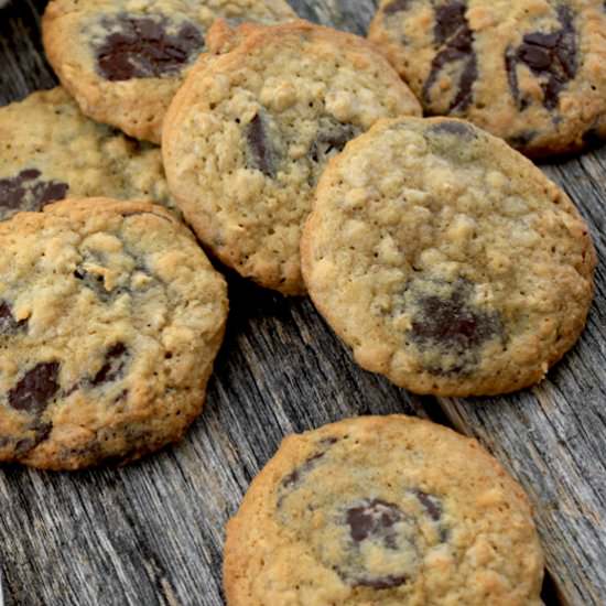 chocolate quinoa cookies