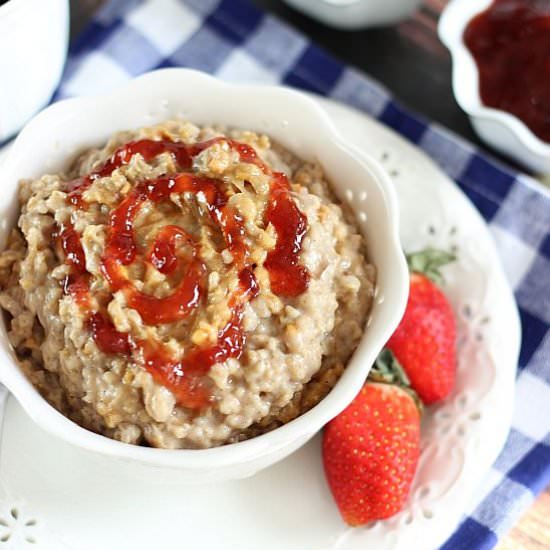 Peanut Butter & Jelly Oatmeal