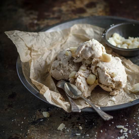 No-churn macadamia ice cream