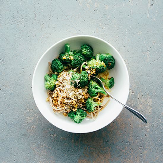 salty, sweet + nutty broccoli soba