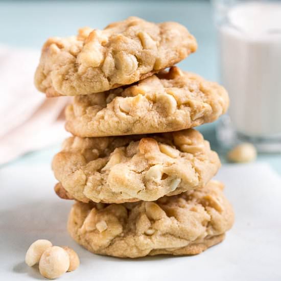 White Chocolate Macadamia Cookies