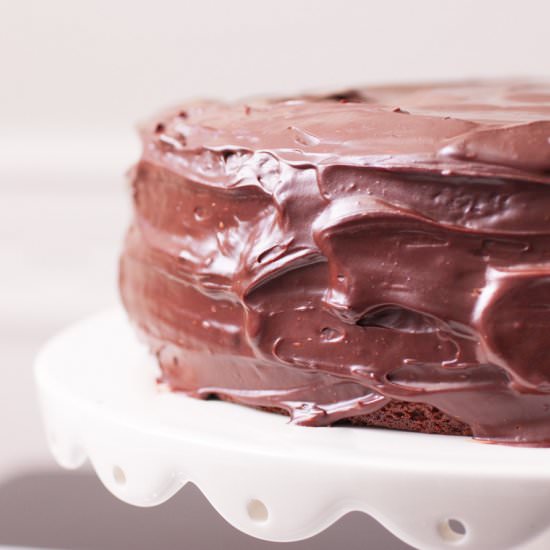 Raspberry-Filled Choc Ganache Cake