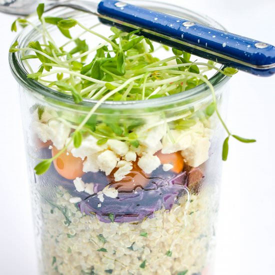 Hearty Quinoa & Chickpea Salad