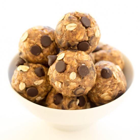 5 Ingredient Peanut Butter Bites