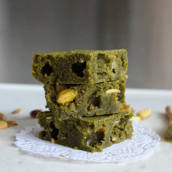 Marshmallow Matcha Blondies