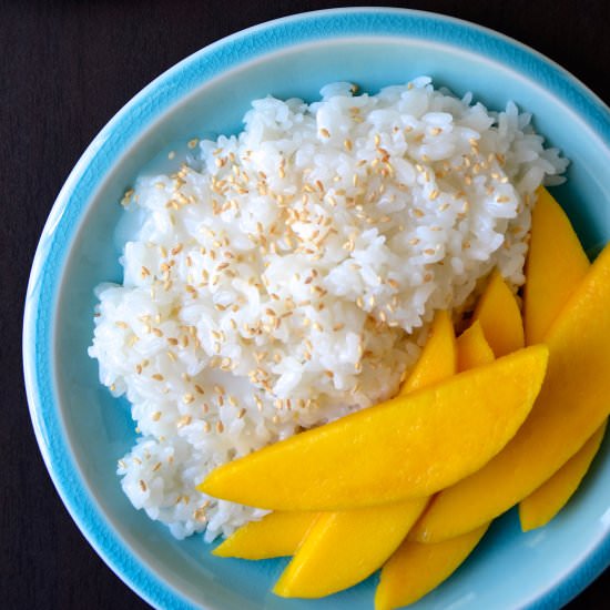 Coconut Sticky Rice with Mango