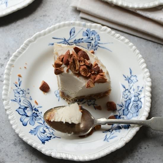 Mini Vanilla-Almond “Cheesecake”
