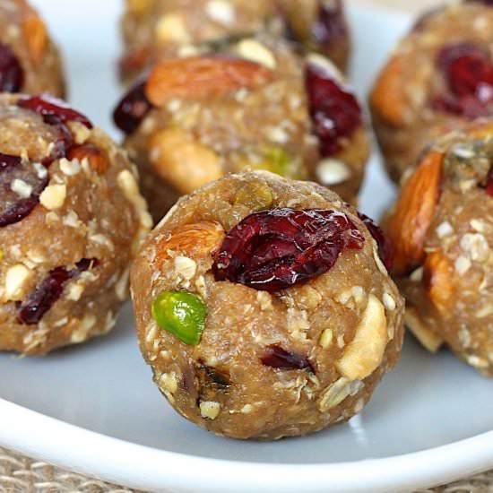 Trail Mix Quinoa Energy Bites