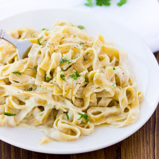 Creamy Cauliflower Alfredo Sauce
