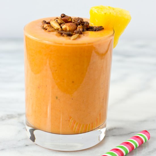 Pineapple Nutmeg Detox Smoothie