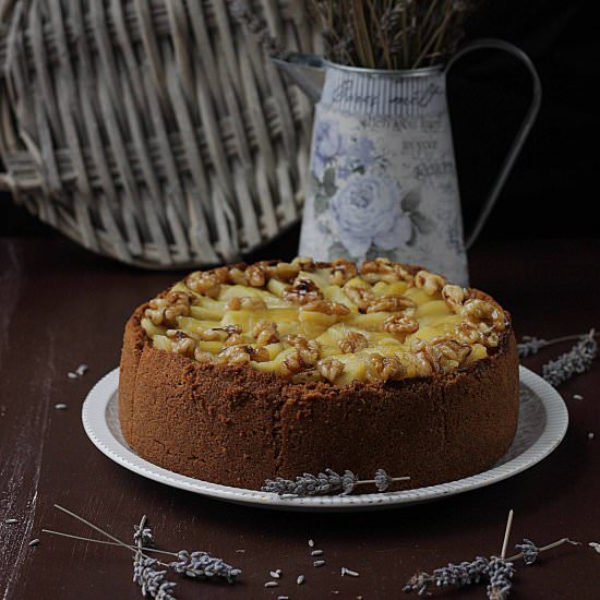 Cheese & Apple Cake