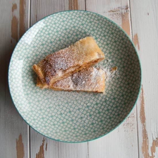Vegan Apple Strudel