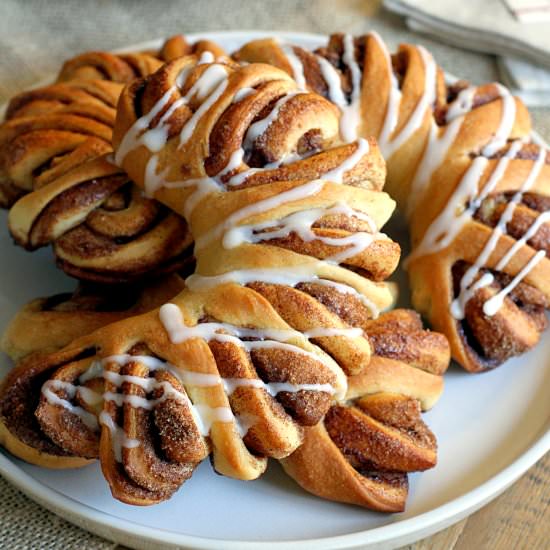 Cinnamon Roll Bear Claws