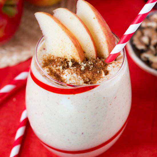 Apple Cinnamon Smoothie w/ Walnuts