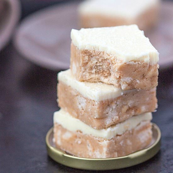 Paleo Coconut Cashew Protein Fudge