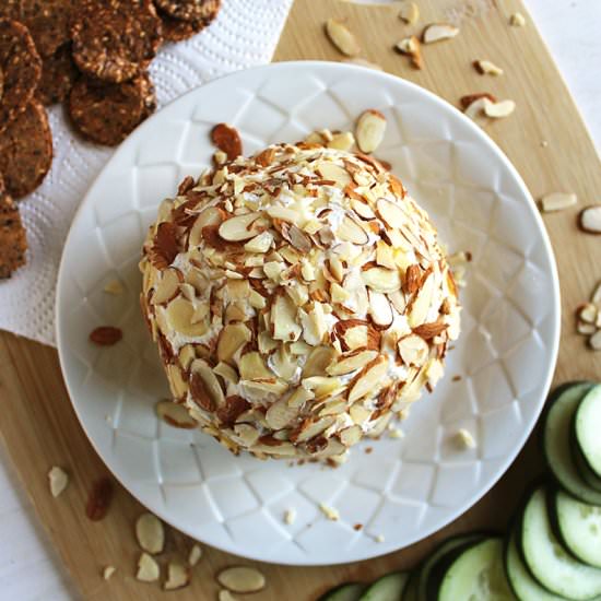 White Cheddar Cheese Ball