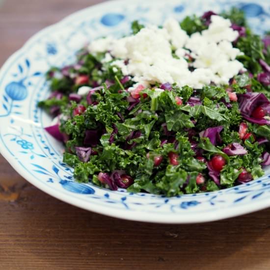 Kale and Pomegratane Salad