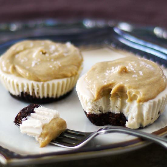 Raw Vegan Caramel Cheesecake {GF}