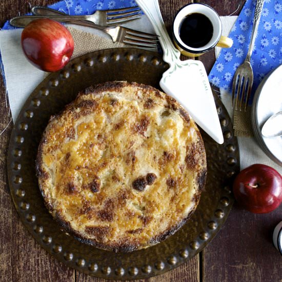 Apple Cinnamon Yogurt Cake