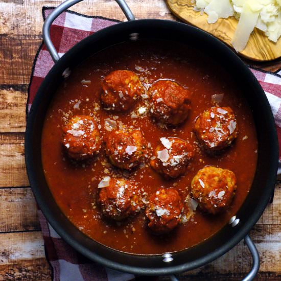 Spaghetti Squash and Meatballs