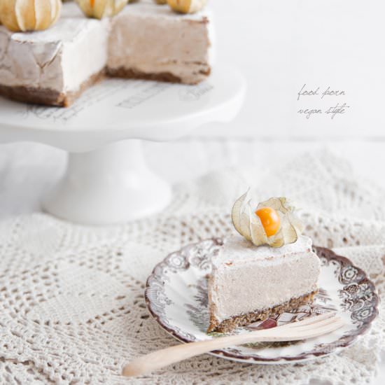 Raw pumpkin cheesecake