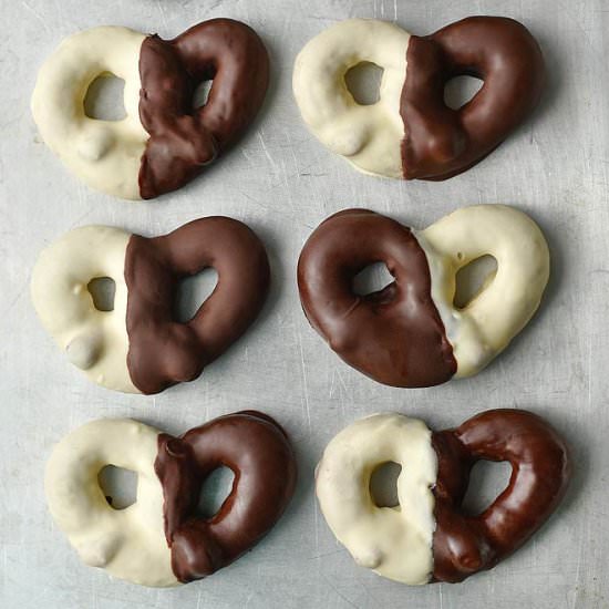 Black and White Pretzels