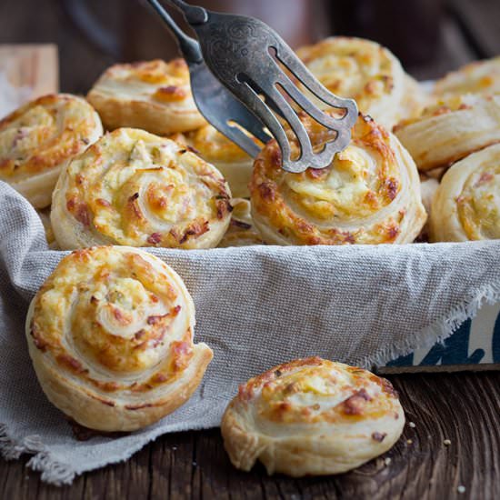 Cheese Ham Pinwheels