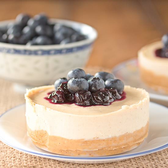 No-Bake Cheesecake with Berries