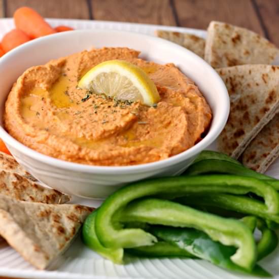 Easy Roasted Red Pepper Hummus