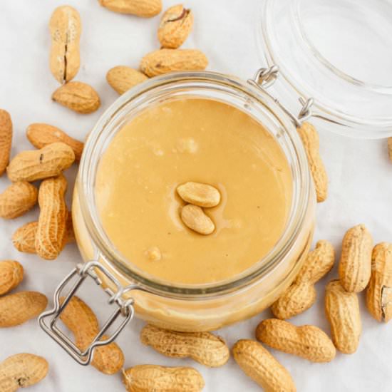 Homemade Peanut Butter