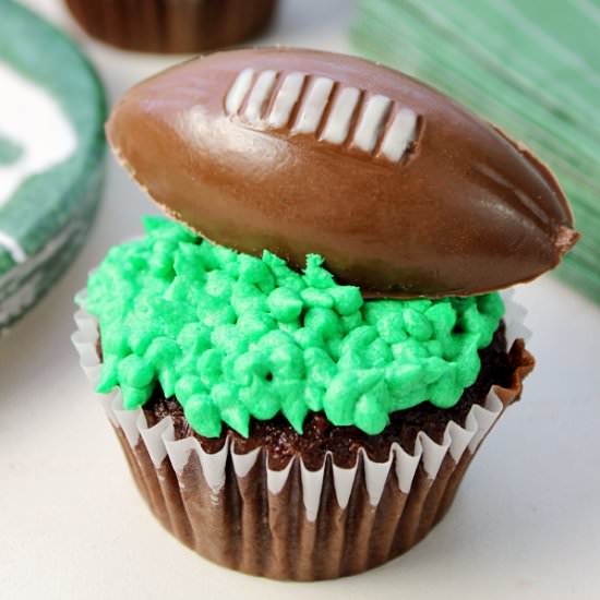 OREO Cookie Ball Game Day Cupcakes
