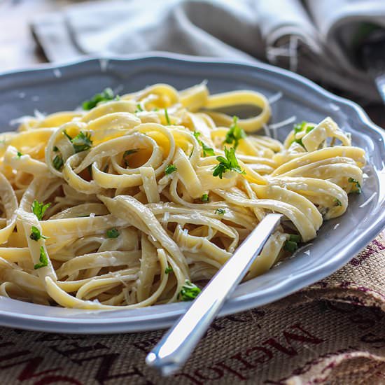 Easy Alfredo Sauce