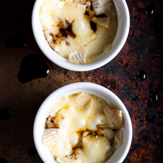 No Crust Mini Baked Brie
