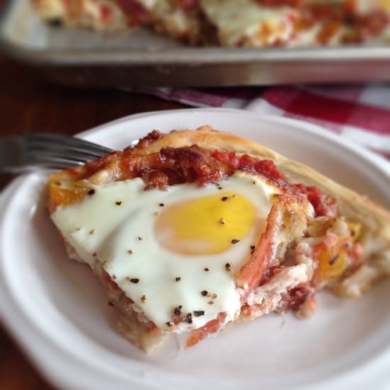 Hearty Breakfast Pizza