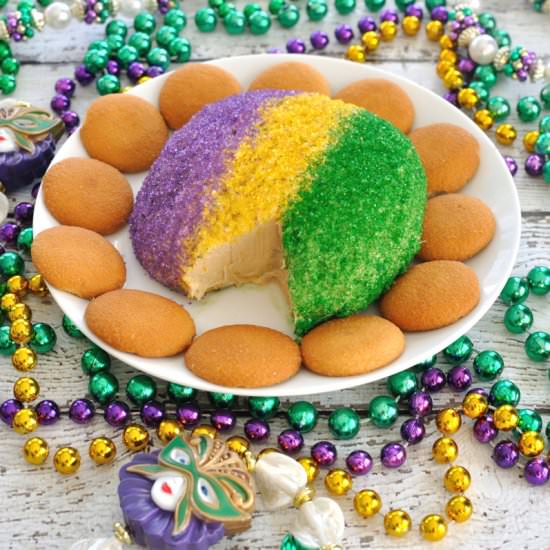 Mardi Gras King Cake Cheese Ball