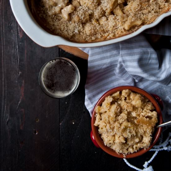 The Creamiest Baked Mac N Cheese