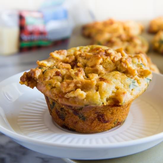 Spinach Artichoke Dip Muffins