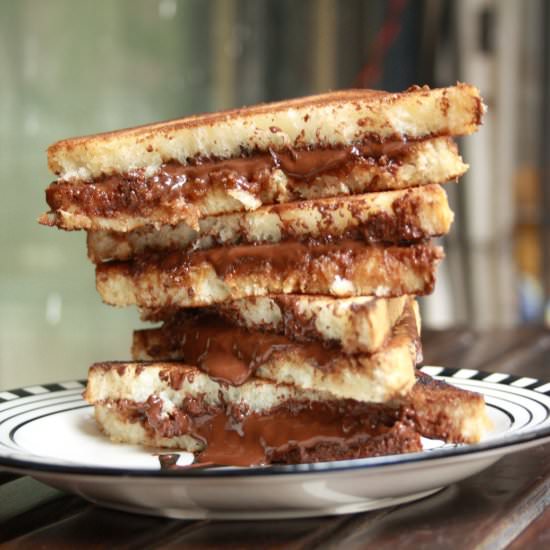 Chocolate Caramel Sandwiches