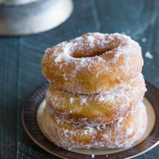 Homemade Yeast Doughnuts